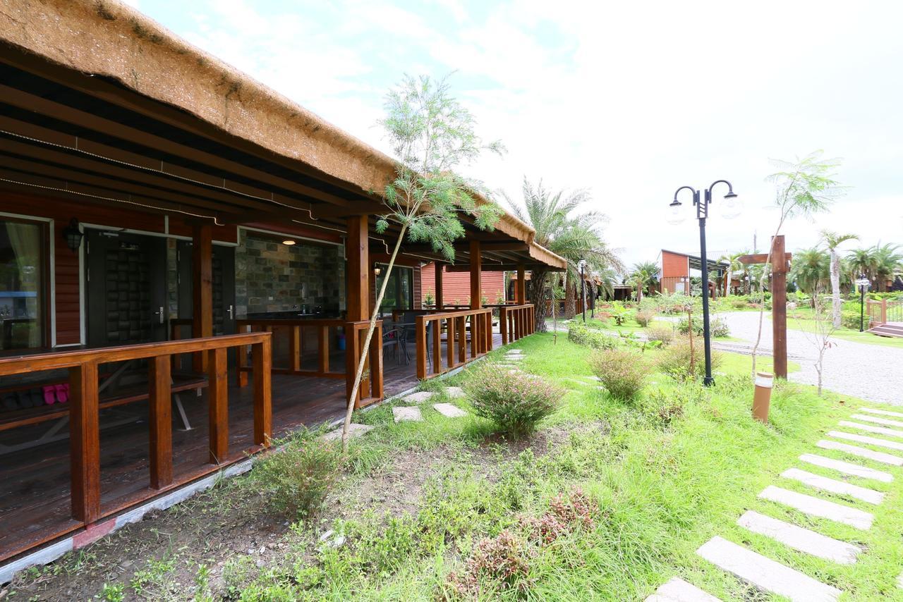 Ruisui Palm Lakes B&B Экстерьер фото