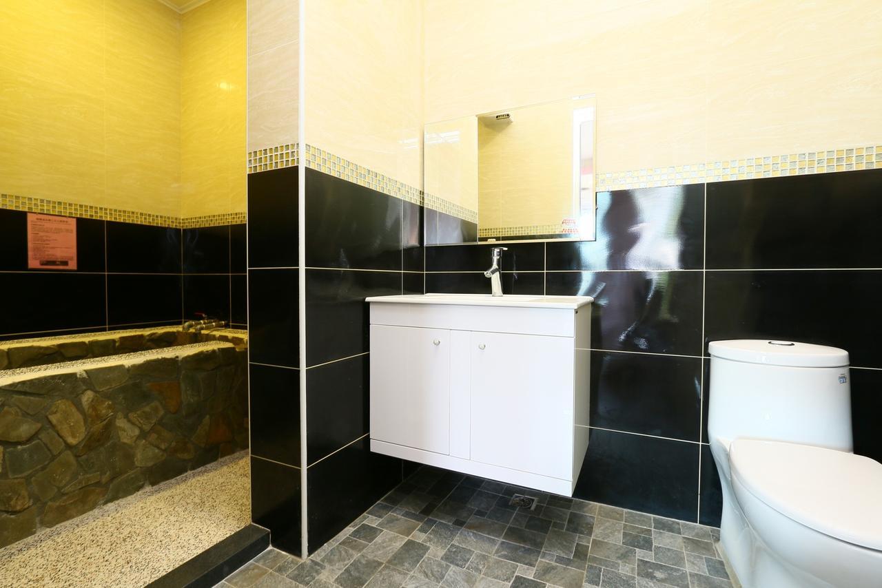 Ruisui Palm Lakes B&B Экстерьер фото