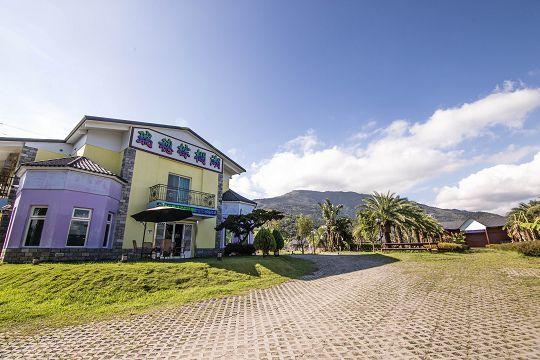 Ruisui Palm Lakes B&B Экстерьер фото